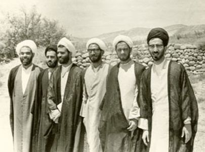 استاد سید هادی خسروشاهی ، شیخ عیسی اهری ، محمد اسنقی ، علی حجتی کرمانی ، سید باقر خسروشاهی ، محمد حس