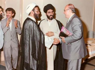 شیخ علی حجتی کرمانی ، استاد سید هادی خسروشاهی ، مدیر مرکز فرهنگی رم (ایتالیا)