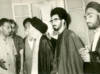 ‏استاد خسرو شاهی با علما‏