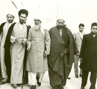 استاد سید هادی خسروشاهی با ابوالحسن الندوی (قم)