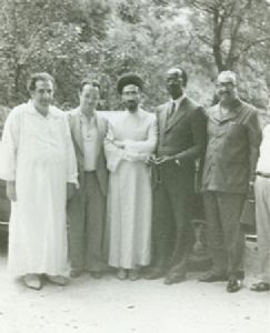 دکتر فرج (مصر) ابراهیم جوب (سنگال) استاد سید هادی خسروشاهی ، دو استاد الجزائری (الجزائر)